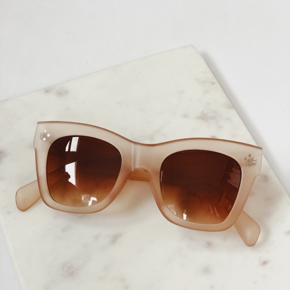 🆕Remy Nude Matte Lucite Oversized Sunglasses - Picture 3 of 8